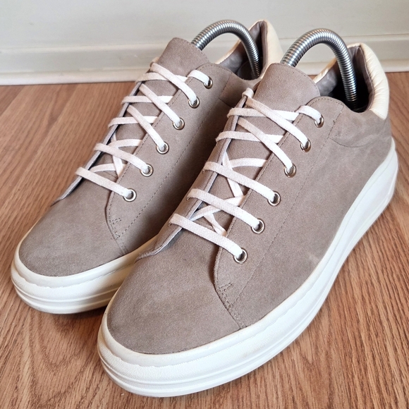 Joie Miriam Suede Leather Low Top Style Rubber Platform Taupe Sneakers Sz EU 39 - Picture 6 of 16